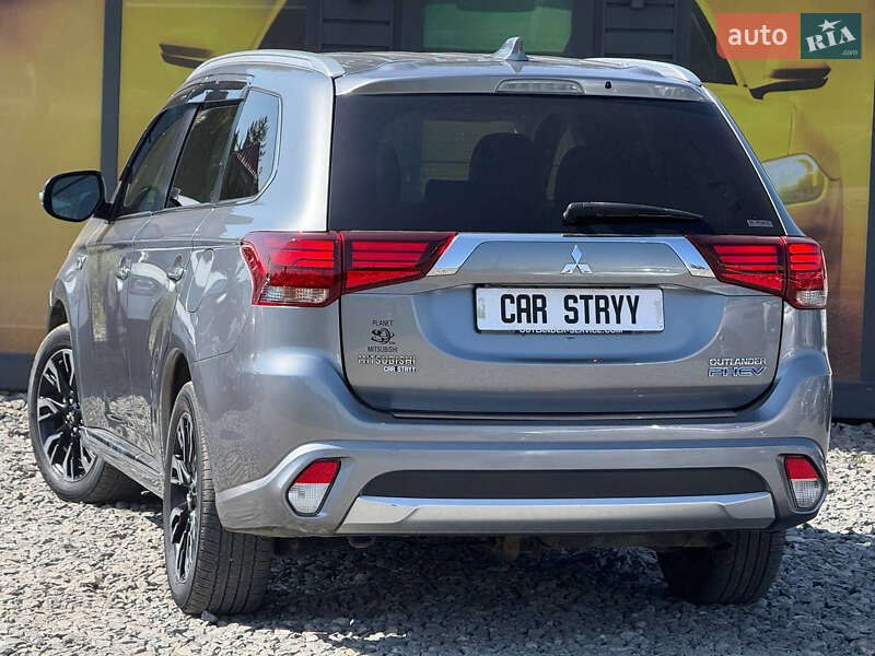 Внедорожник / Кроссовер Mitsubishi Outlander 2018 в Стрые