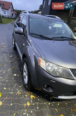 Внедорожник / Кроссовер Mitsubishi Outlander 2009 в Львове