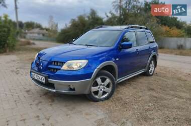 Позашляховик / Кросовер Mitsubishi Outlander 2004 в Шевченковому