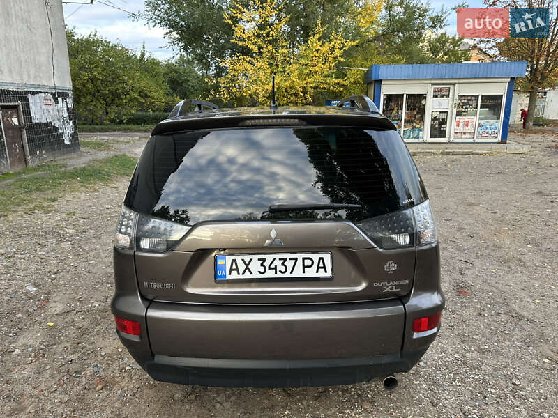 Внедорожник / Кроссовер Mitsubishi Outlander 2011 в Харькове фото 5 Внедорожник / Кроссовер Mitsubishi Outlander 2011 в Харькове