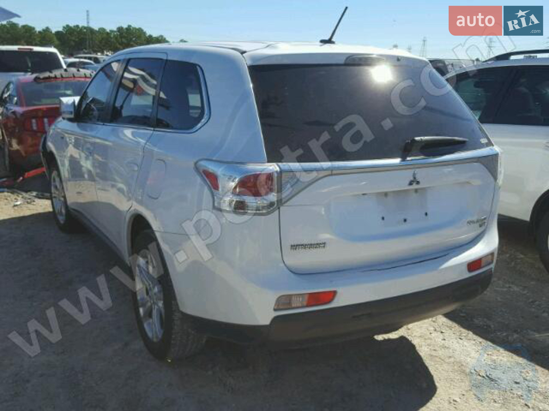 2014 Mitsubishi Outlander - мініатюра 8