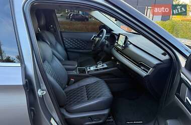 Внедорожник / Кроссовер Mitsubishi Outlander 2022 в 