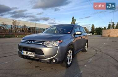 Mitsubishi Outlander 2013