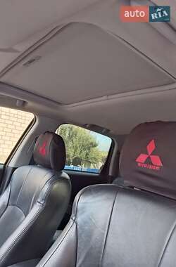 Внедорожник / Кроссовер Mitsubishi Outlander 2007 в 