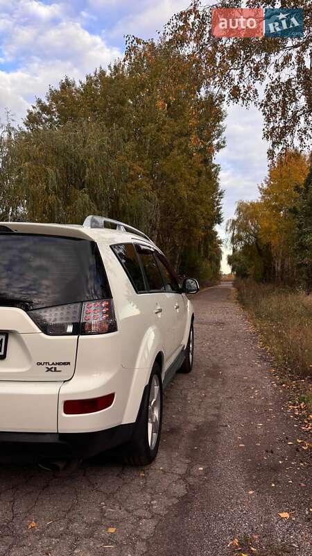 Позашляховик / Кросовер Mitsubishi Outlander 2009 в Прилуках