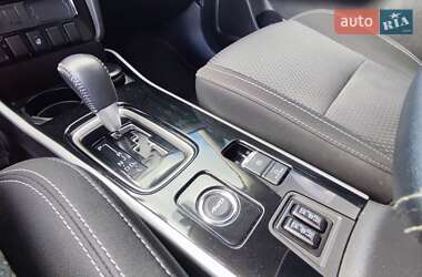 Внедорожник / Кроссовер Mitsubishi Outlander 2018 в 