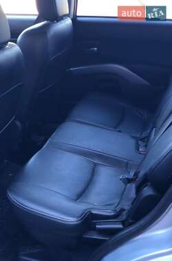Внедорожник / Кроссовер Mitsubishi Outlander 2008 в 