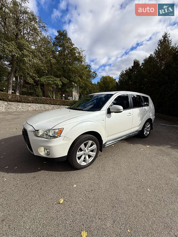 Позашляховик / Кросовер Mitsubishi Outlander 2011 в Кропивницькому