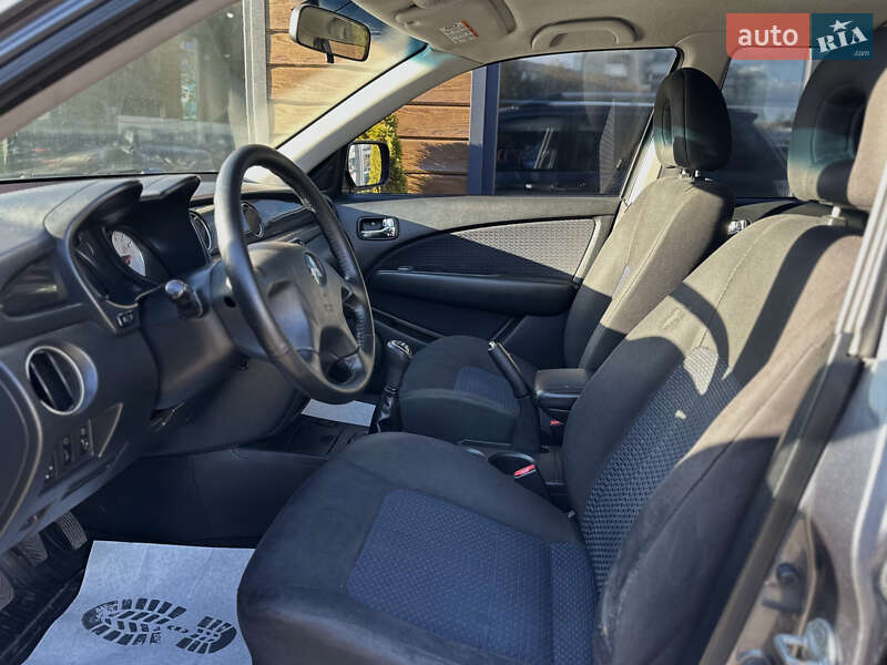 Внедорожник / Кроссовер Mitsubishi Outlander 2008 в Шептицькому