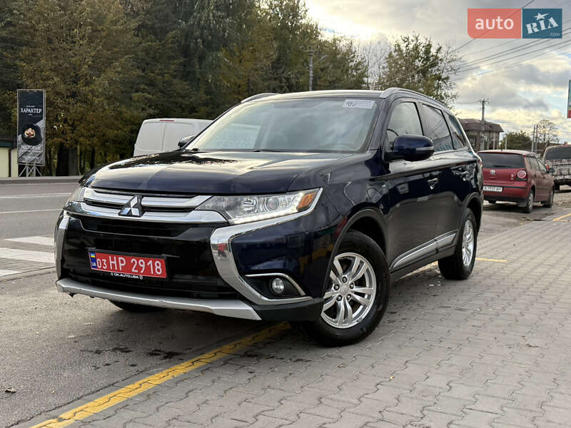 Mitsubishi Outlander 2016