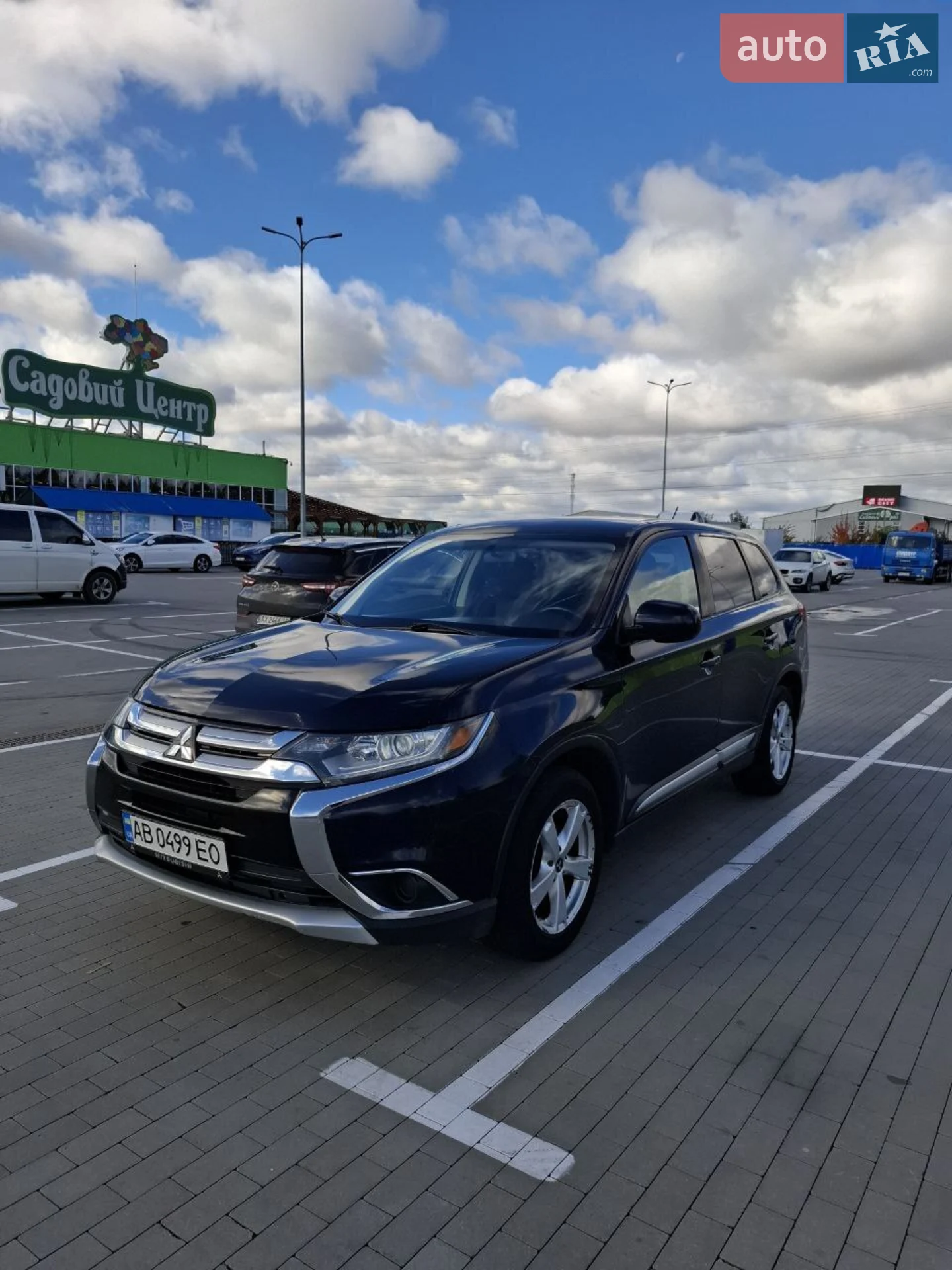 2016 Mitsubishi Outlander - мініатюра 3