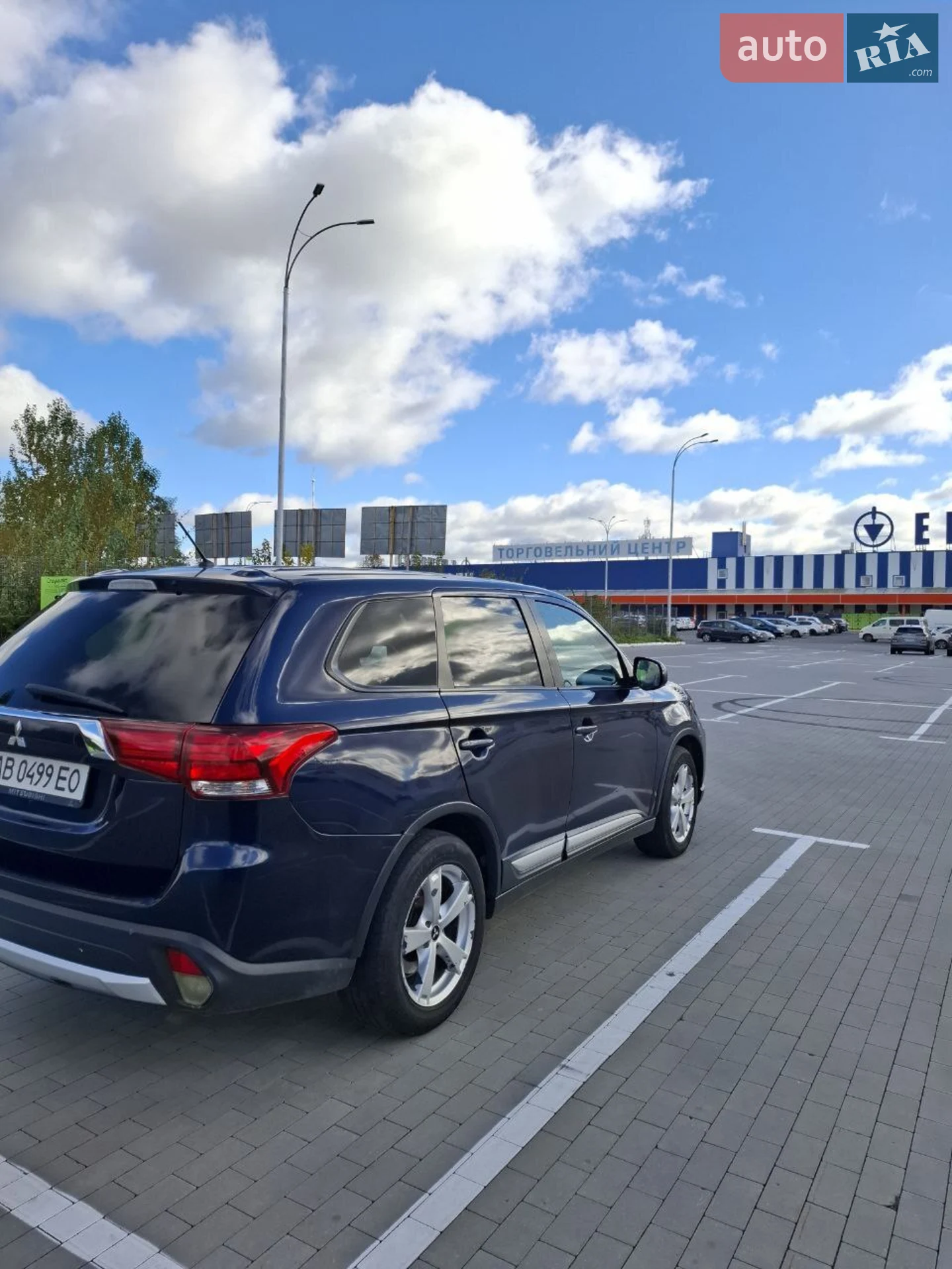 2016 Mitsubishi Outlander - мініатюра 4