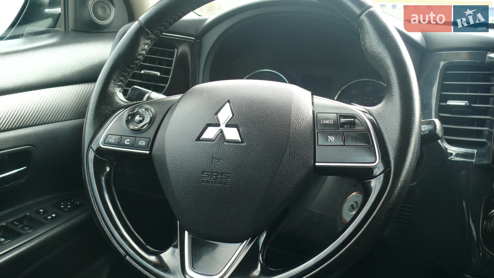 2016 Mitsubishi Outlander - мініатюра 13