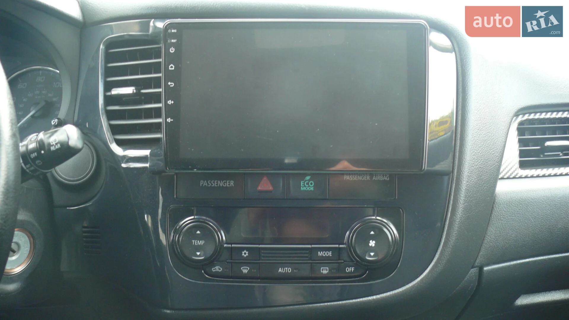 2016 Mitsubishi Outlander - мініатюра 16