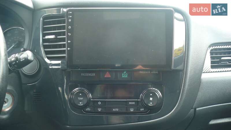 Внедорожник / Кроссовер Mitsubishi Outlander 2016 в Жмеринке фото 16 Внедорожник / Кроссовер Mitsubishi Outlander 2016 в Жмеринке