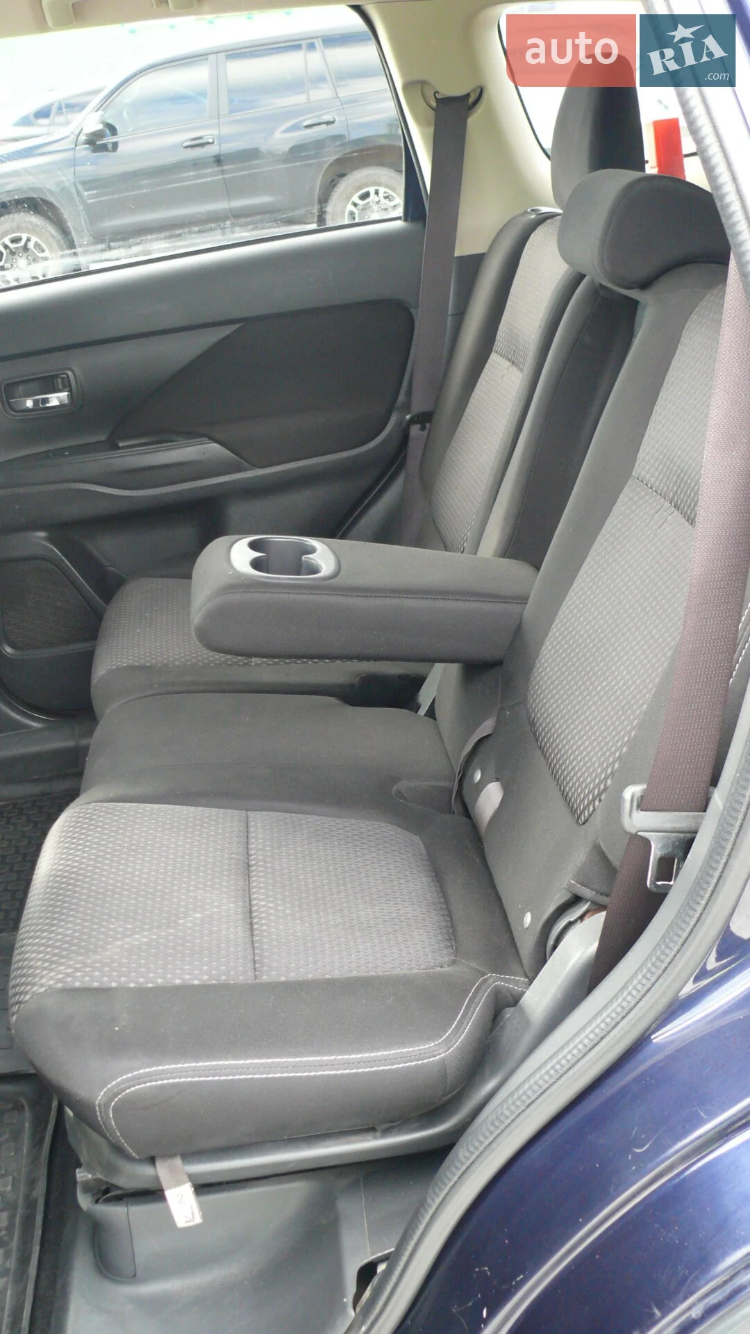 2016 Mitsubishi Outlander - мініатюра 24