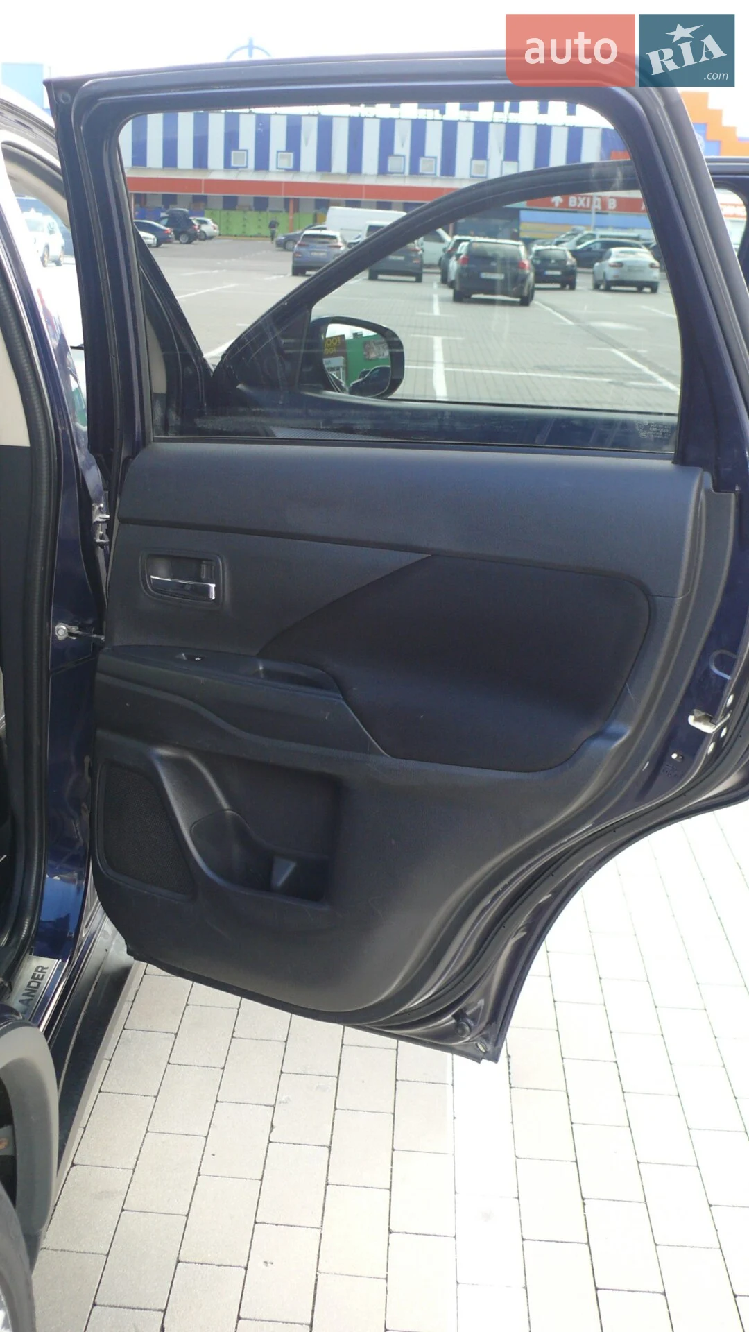 2016 Mitsubishi Outlander - мініатюра 27