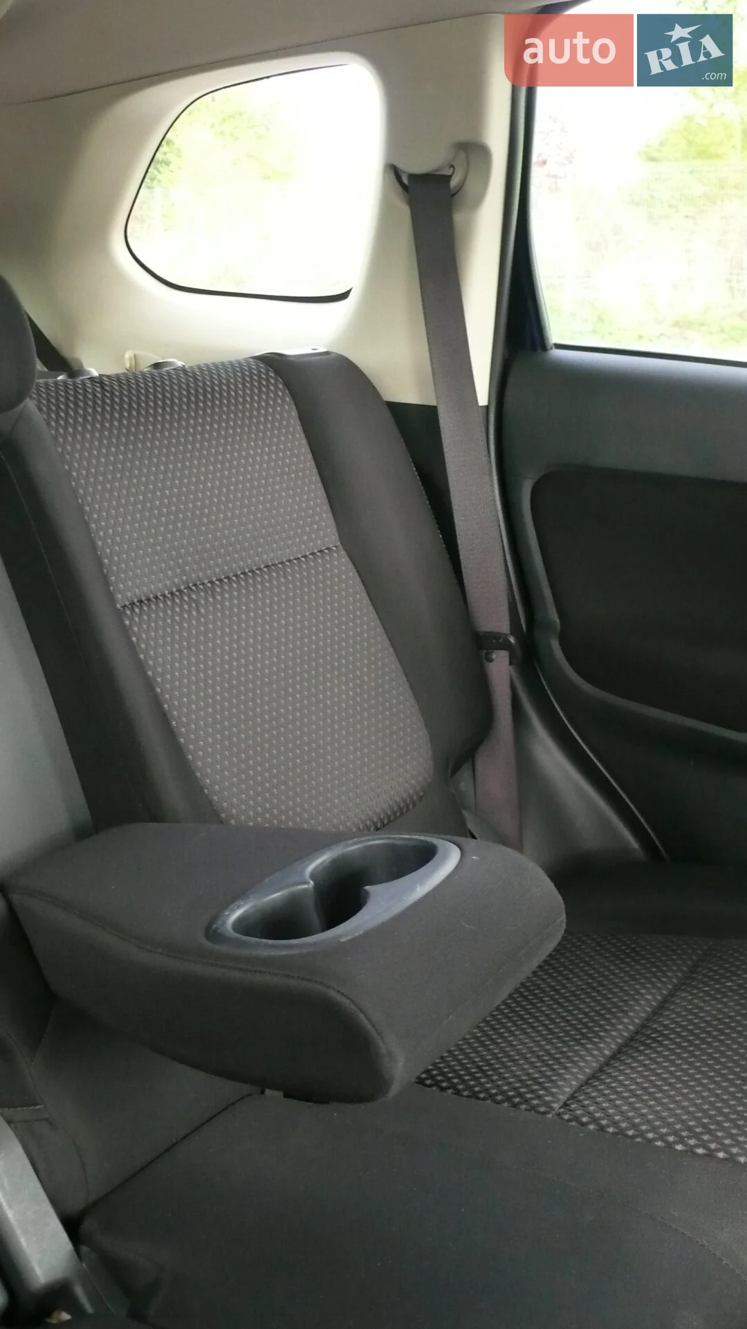 2016 Mitsubishi Outlander - мініатюра 26