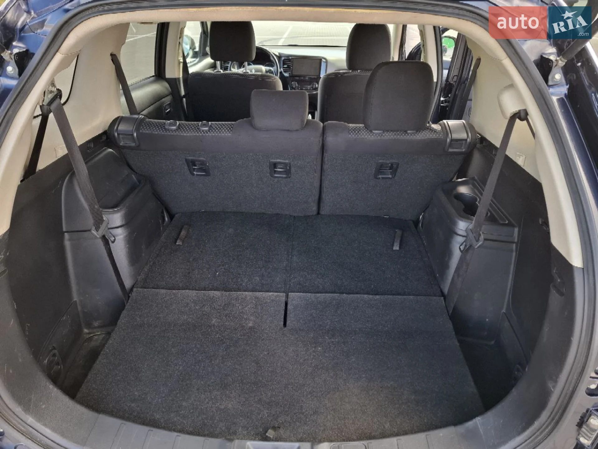 2016 Mitsubishi Outlander - мініатюра 32