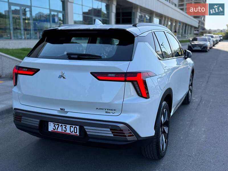 Позашляховик / Кросовер Mitsubishi Outlander 2022 в Дніпрі фото 8 Позашляховик / Кросовер Mitsubishi Outlander 2022 в Дніпрі