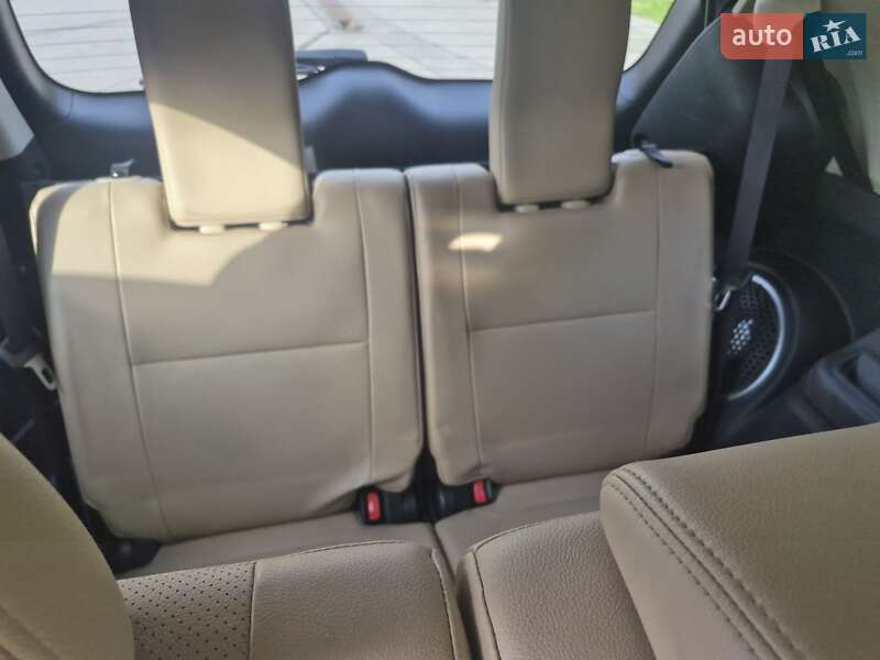 Позашляховик / Кросовер Mitsubishi Outlander 2017 в Тернополі