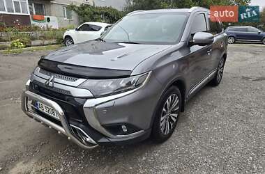 Mitsubishi Outlander 2018