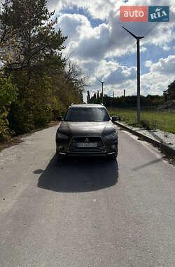 Позашляховик / Кросовер Mitsubishi Outlander 2012 в  фото 39 Позашляховик / Кросовер Mitsubishi Outlander 2012 в
