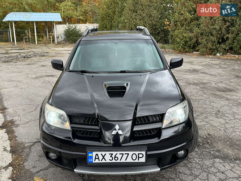 Внедорожник / Кроссовер Mitsubishi Outlander 2006 в Богодухове