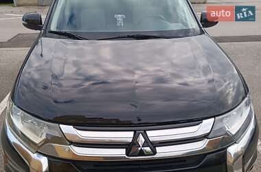 Mitsubishi Outlander 2017