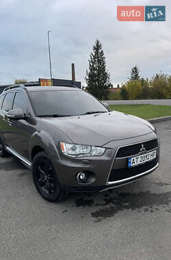 Внедорожник / Кроссовер Mitsubishi Outlander 2011 в Ивано-Франковске