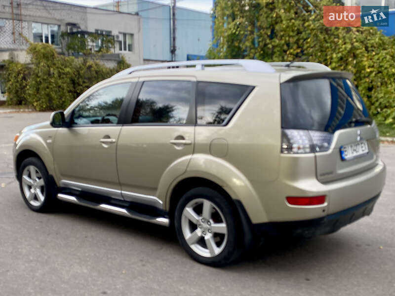 Позашляховик / Кросовер Mitsubishi Outlander 2007 в Кременчуці