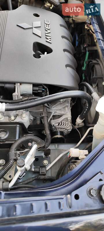 Внедорожник / Кроссовер Mitsubishi Outlander 2017 в Смеле