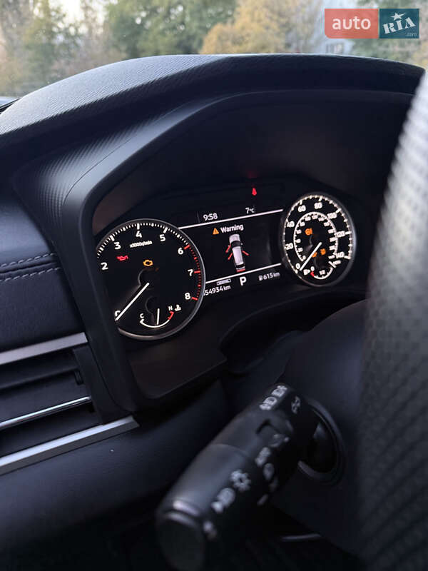 Внедорожник / Кроссовер Mitsubishi Outlander 2022 в Киеве
