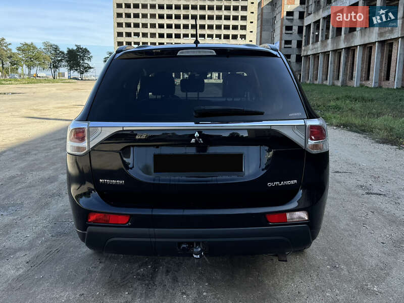 Внедорожник / Кроссовер Mitsubishi Outlander 2013 в Тернополе