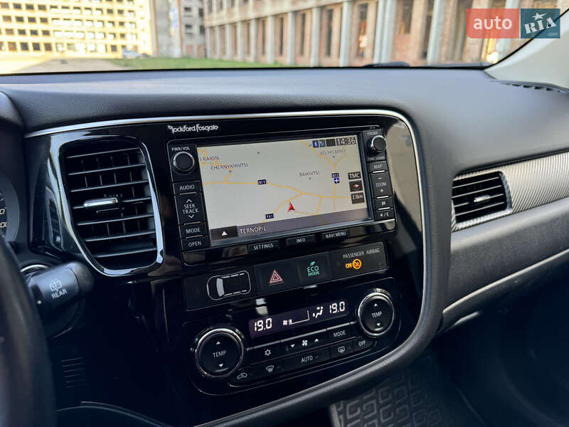 Внедорожник / Кроссовер Mitsubishi Outlander 2013 в Тернополе