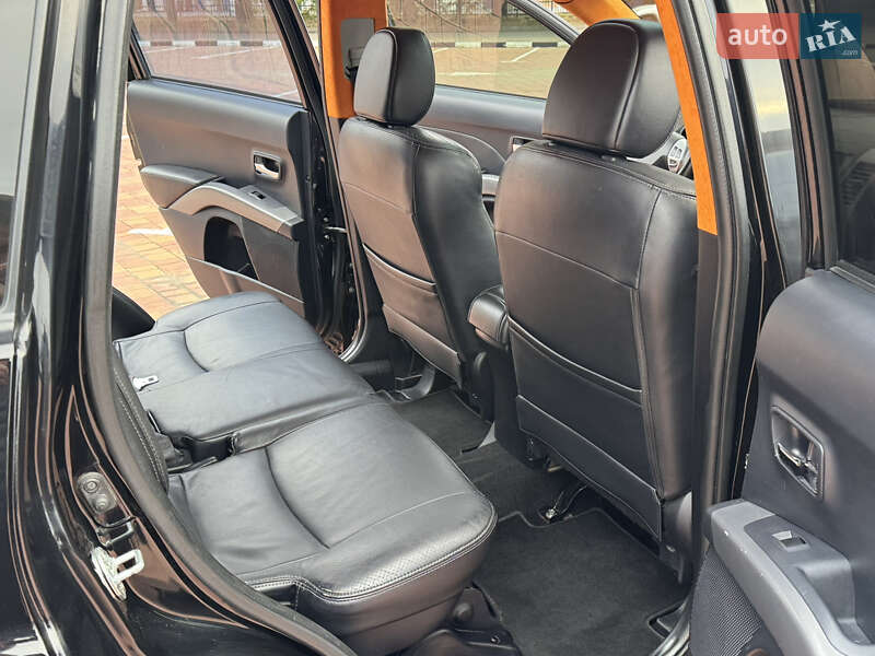 Внедорожник / Кроссовер Mitsubishi Outlander 2008 в Одессе