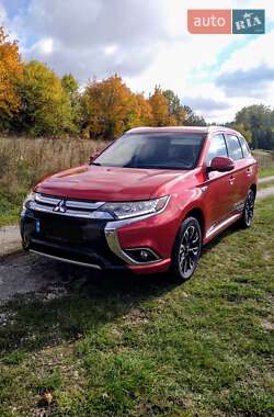 Внедорожник / Кроссовер Mitsubishi Outlander 2017 в Тернополе