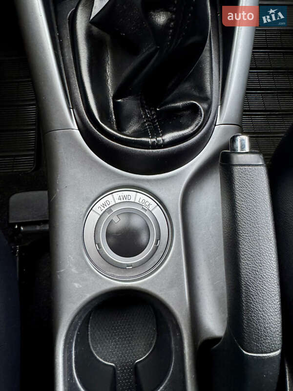 Внедорожник / Кроссовер Mitsubishi Outlander 2012 в Полтаве