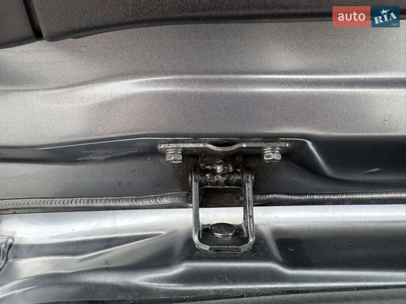 Внедорожник / Кроссовер Mitsubishi Outlander 2012 в Полтаве