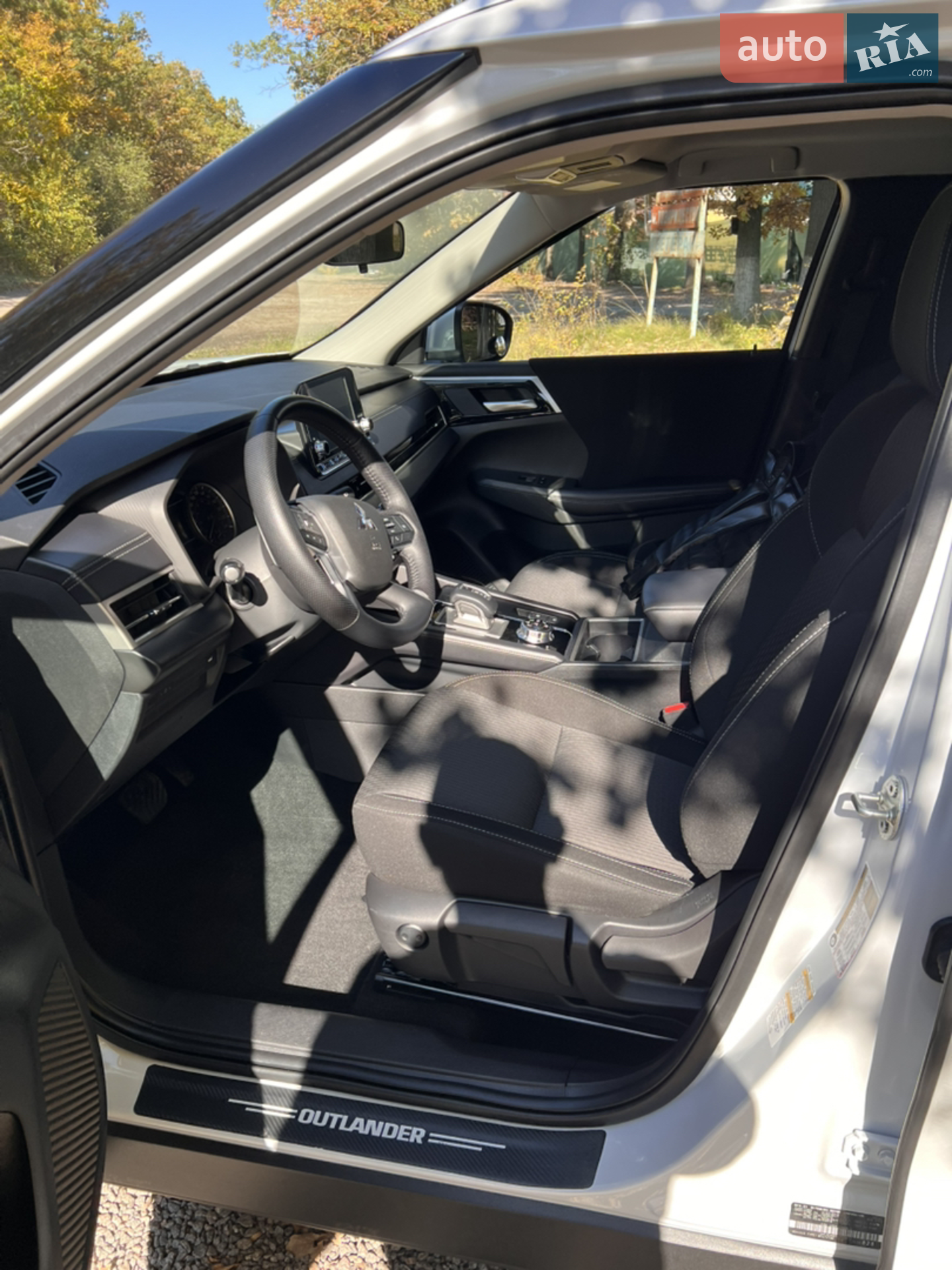2022 Mitsubishi Outlander - мініатюра 13