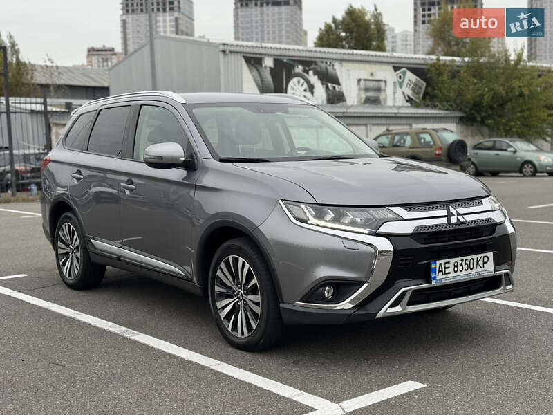 Mitsubishi Outlander 2019