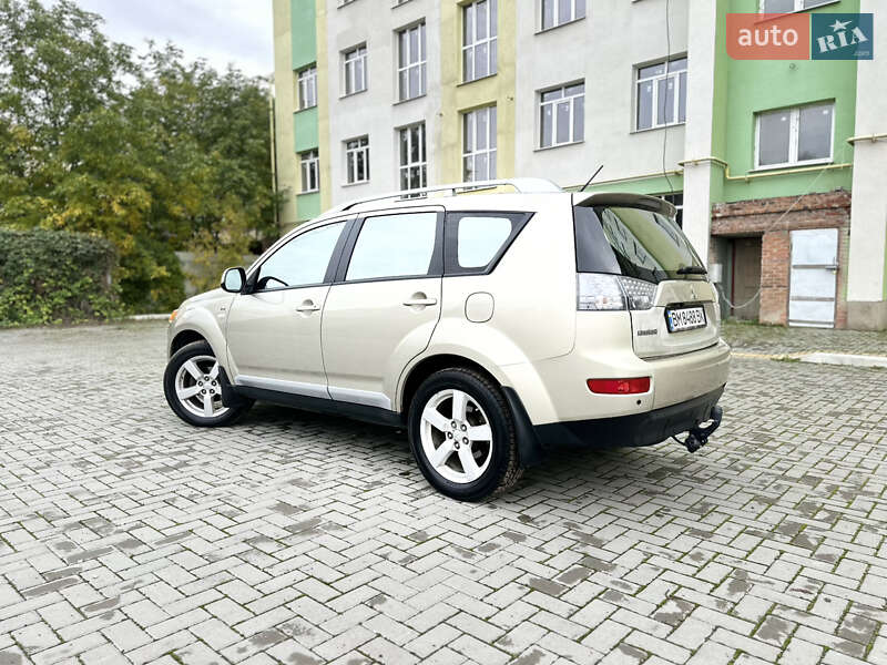 Внедорожник / Кроссовер Mitsubishi Outlander 2007 в Ромнах фото 5 Внедорожник / Кроссовер Mitsubishi Outlander 2007 в Ромнах