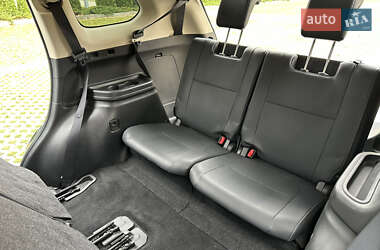 Позашляховик / Кросовер Mitsubishi Outlander 2022 в 