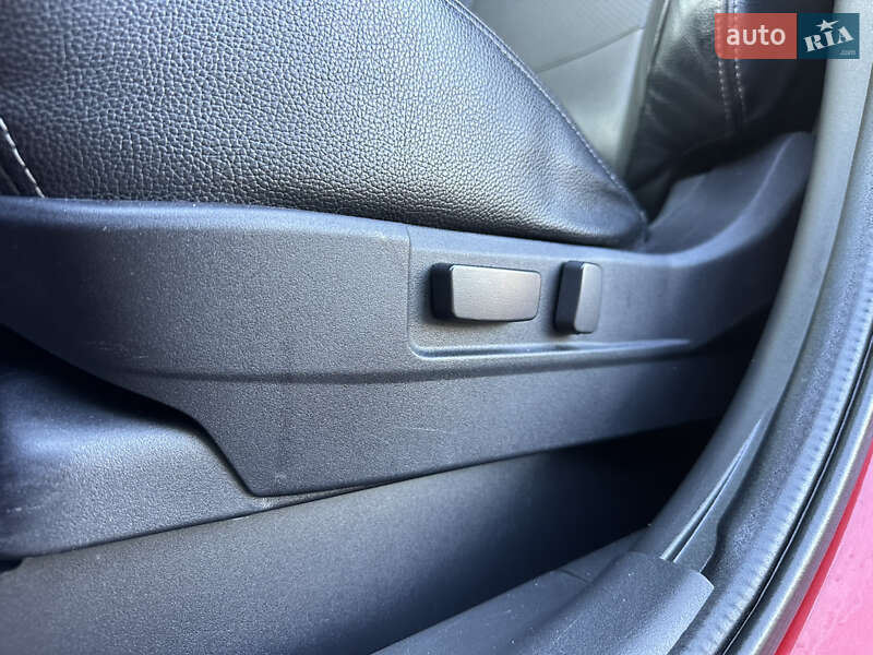 Позашляховик / Кросовер Mitsubishi Outlander 2016 в Львові фото 16 Позашляховик / Кросовер Mitsubishi Outlander 2016 в Львові