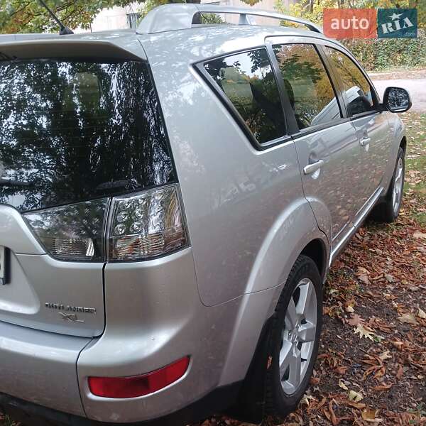 Внедорожник / Кроссовер Mitsubishi Outlander 2007 в Черкассах фото 5 Внедорожник / Кроссовер Mitsubishi Outlander 2007 в Черкассах
