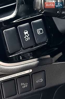 Позашляховик / Кросовер Mitsubishi Outlander 2014 в  фото 18 Позашляховик / Кросовер Mitsubishi Outlander 2014 в
