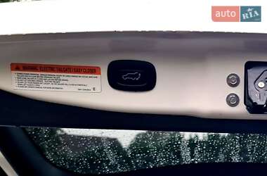 Позашляховик / Кросовер Mitsubishi Outlander 2014 в  фото 23 Позашляховик / Кросовер Mitsubishi Outlander 2014 в