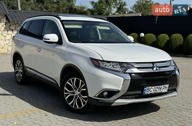 Mitsubishi Outlander 2015