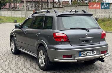 Позашляховик / Кросовер Mitsubishi Outlander 2006 в 