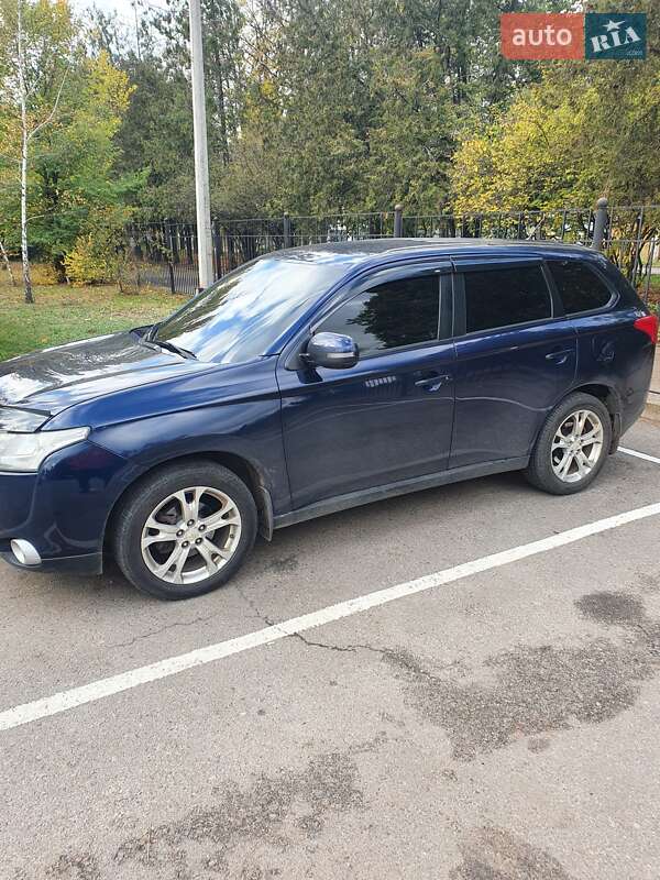 Mitsubishi Outlander 2013 Mitsubishi Outlander 2013